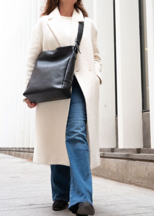 Bolso Boston Negro Piel Grabada