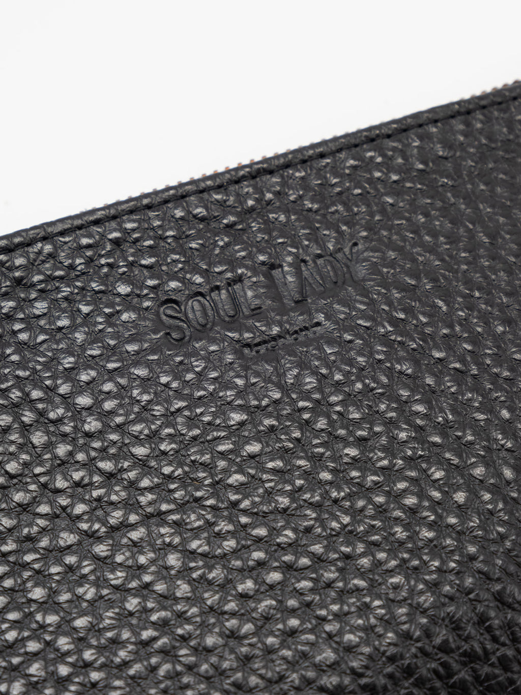 Cartera Portatodo Negro - Edición Texturizada