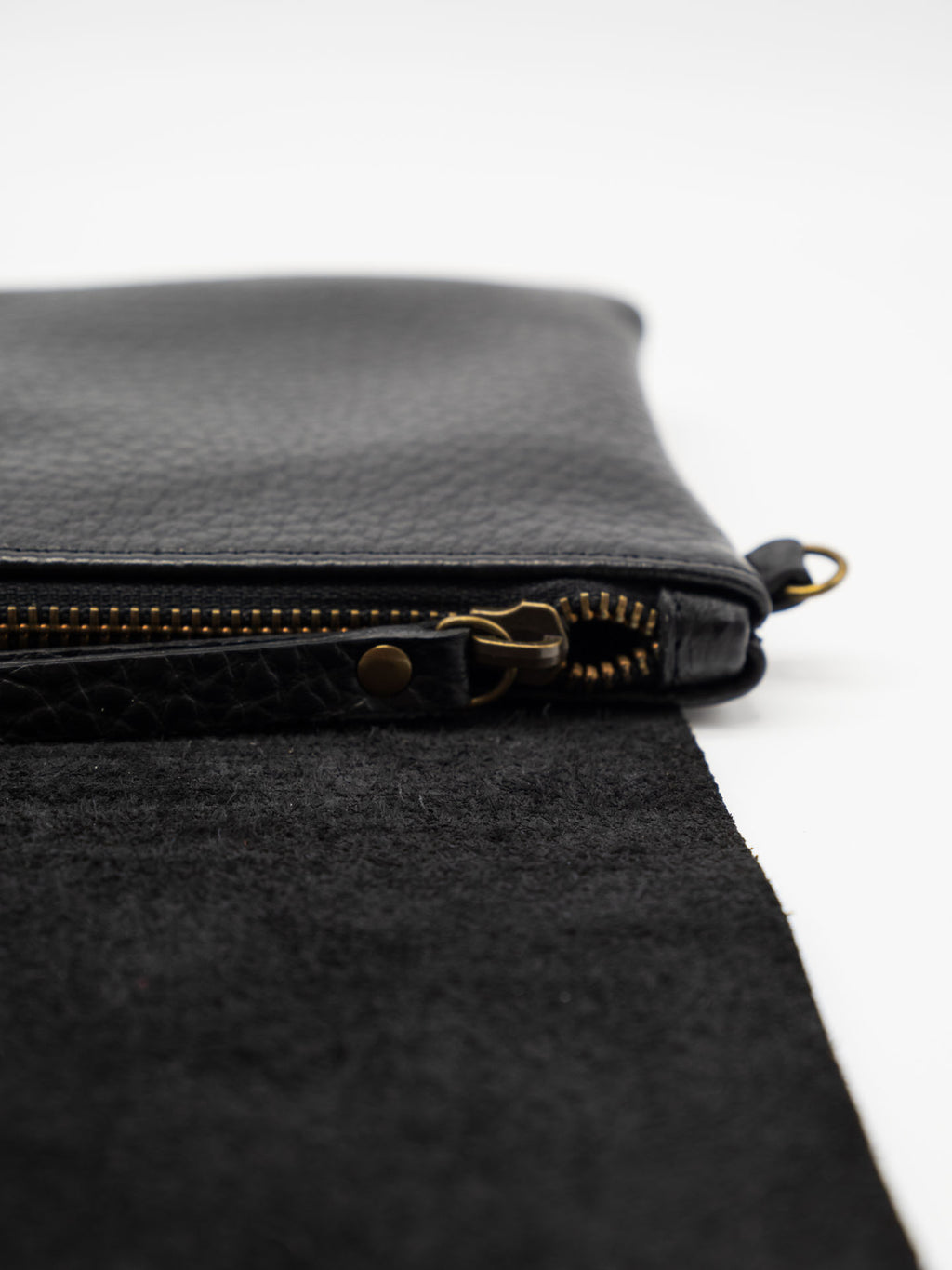 Milán Negro- Edición Texturizada