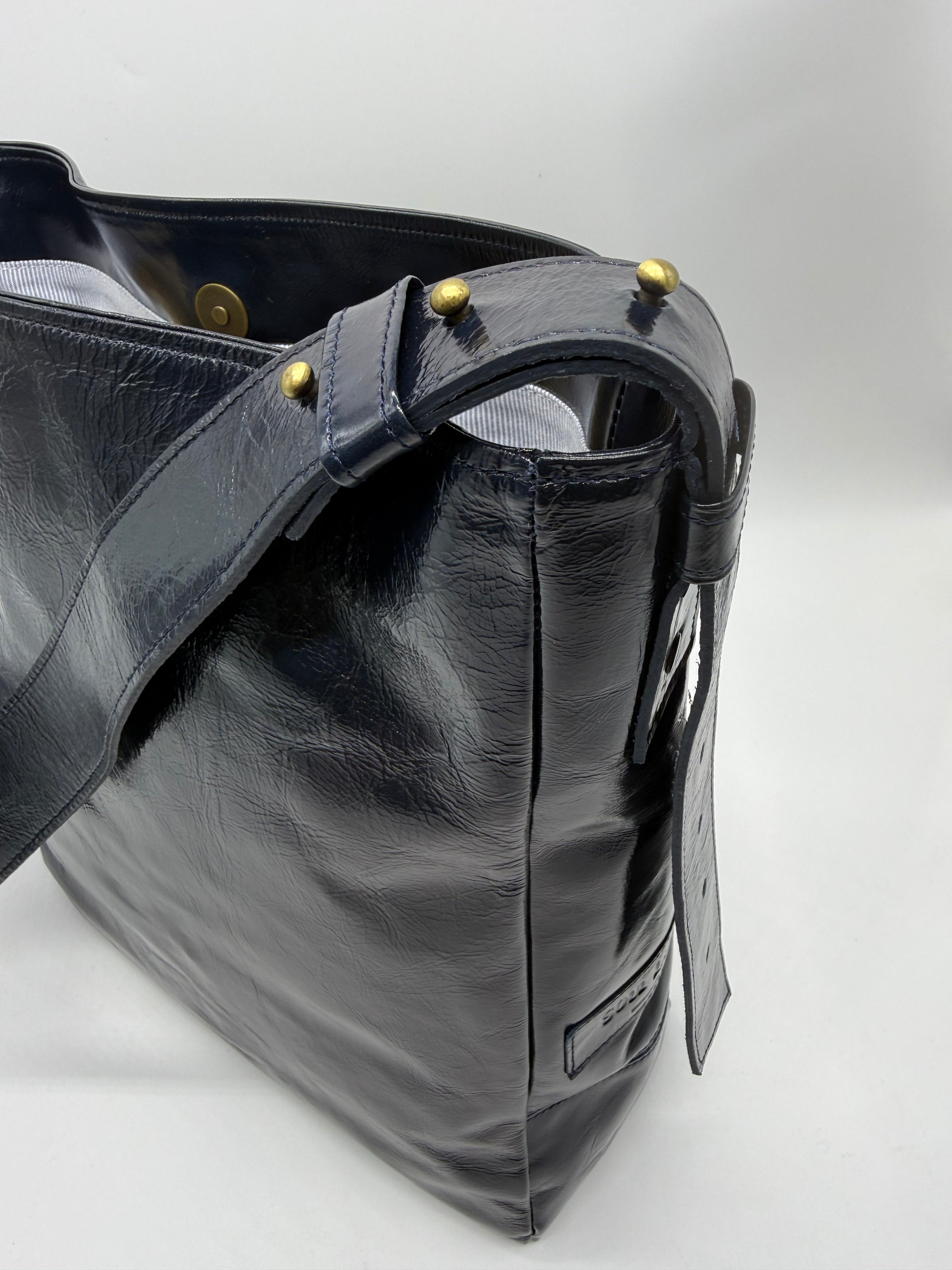 Boston Azul Marino - Edición Brillante