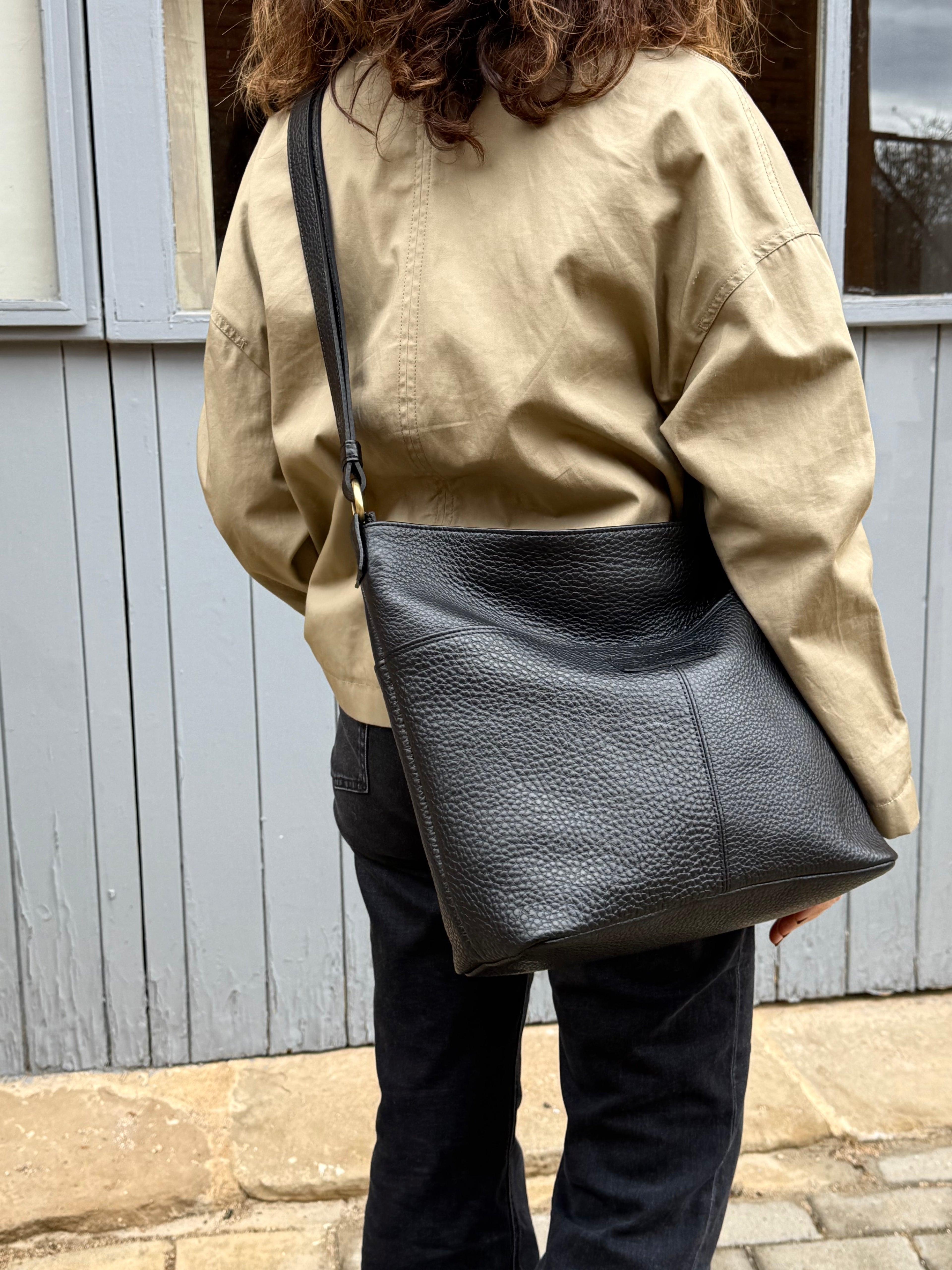 Firenze Negro- Edición Texturizada