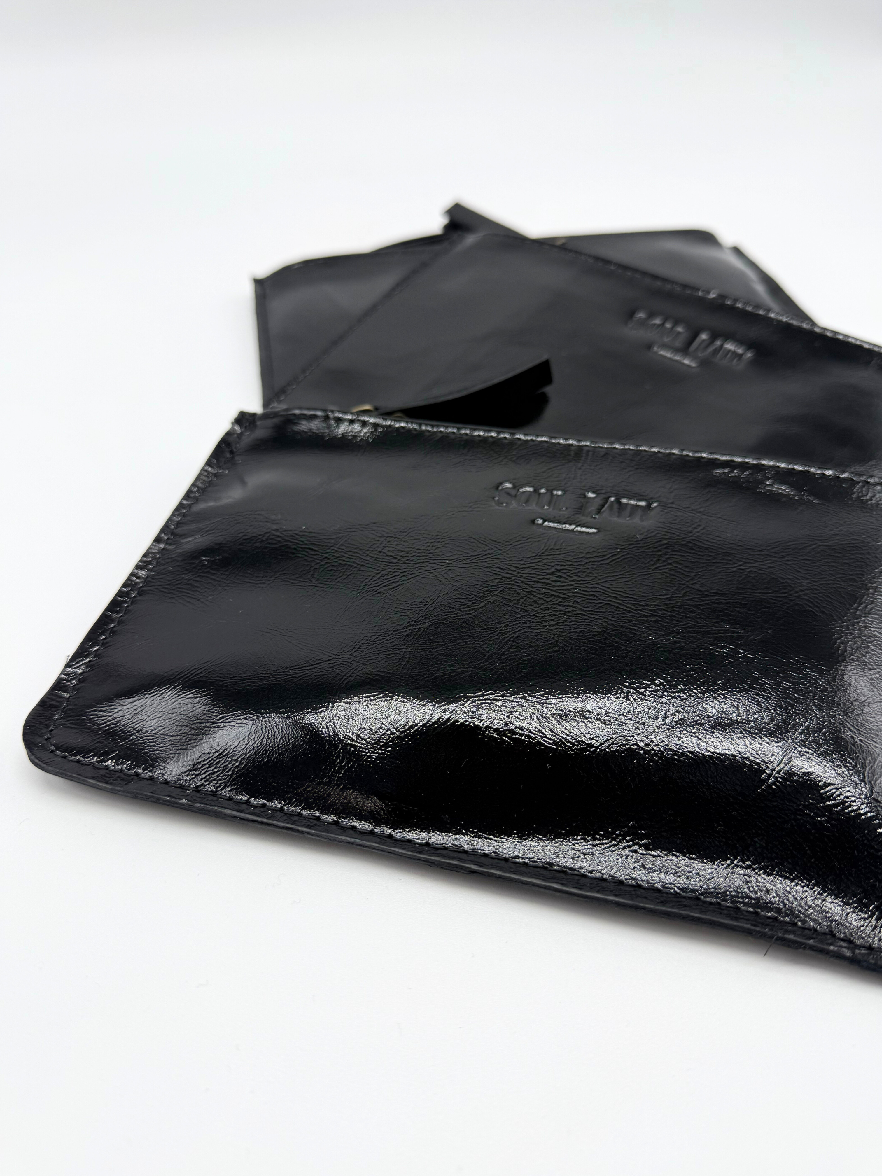 Cartera Portatodo Negro - Edición Brillante